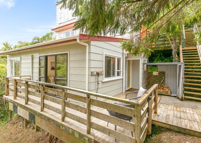  at 72C Black Rock Road, Newlands, Wellington