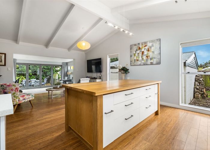  at 31 Sumnervale Drive, Sumner, Christchurch