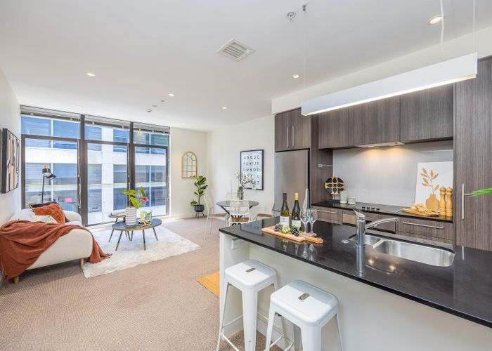  at 305/8 Nugent Street, Grafton, Auckland