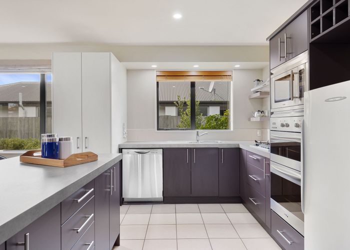  at 18 Sandalwood Place, Waimairi Beach, Christchurch City, Canterbury