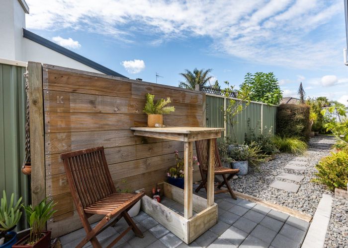  at 9 Chelsea Drive, Taradale, Napier
