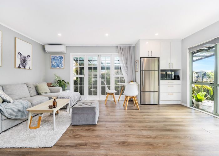  at 75A Penrose Road, Mount Wellington, Auckland