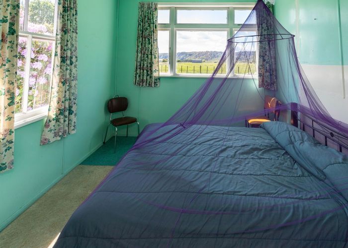  at 829 Nelson Creek Road, Hochstetter, Dobson