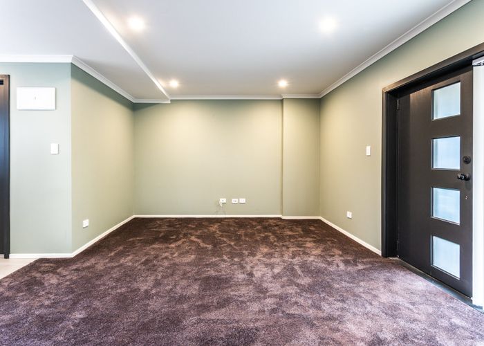  at 8B Monde Pl, Clover Park, Manukau City, Auckland