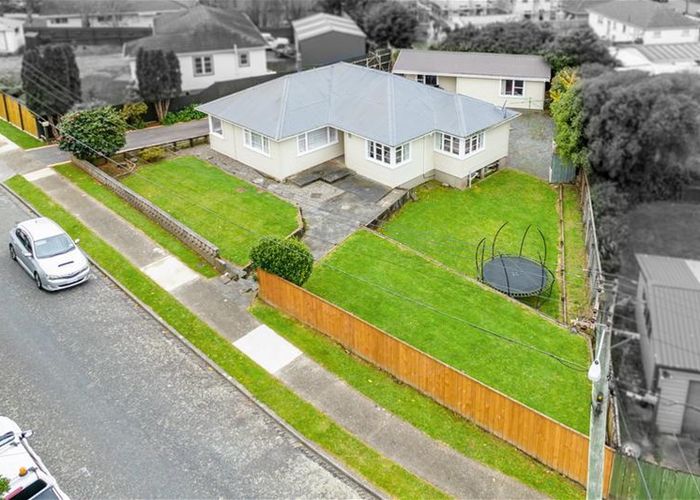  at 4 Sharpe Crescent, Wainuiomata, Lower Hutt