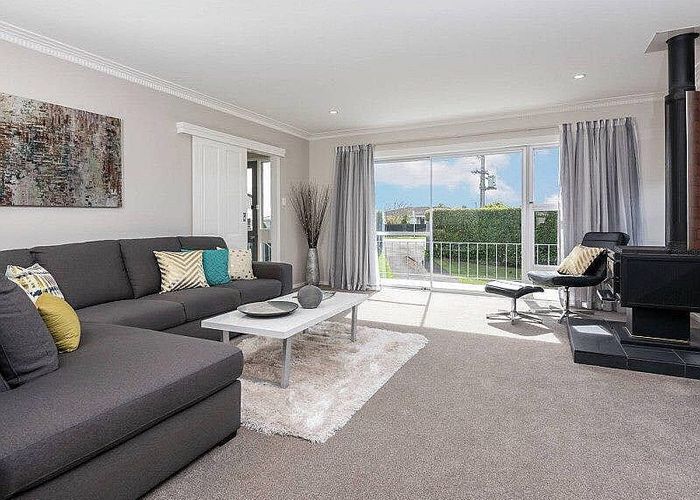  at 115 Sandspit Road, Shelly Park, Auckland