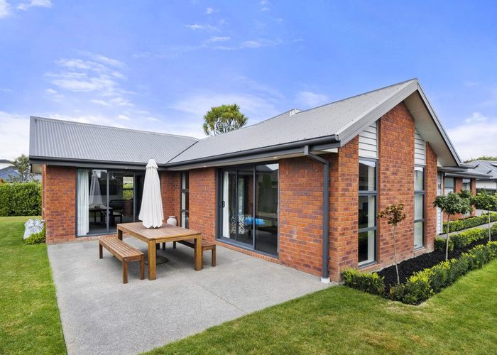  at 34 Holiday Drive, Mairehau, Christchurch