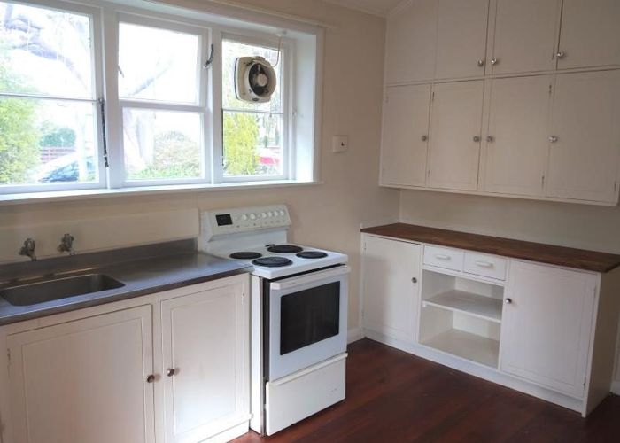  at 39 Park Road, West End, Palmerston North, Manawatu / Whanganui