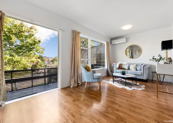  at 2/2 Derwent Crescent, Titirangi, Auckland