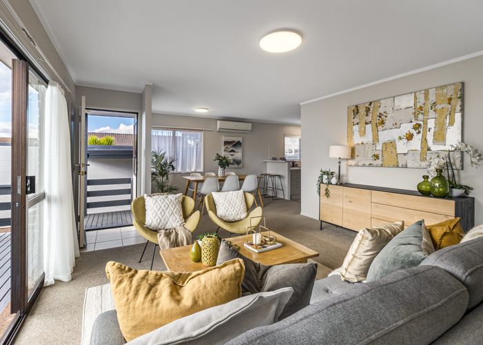  at 6/130 Boundary Road, Blockhouse Bay, Auckland