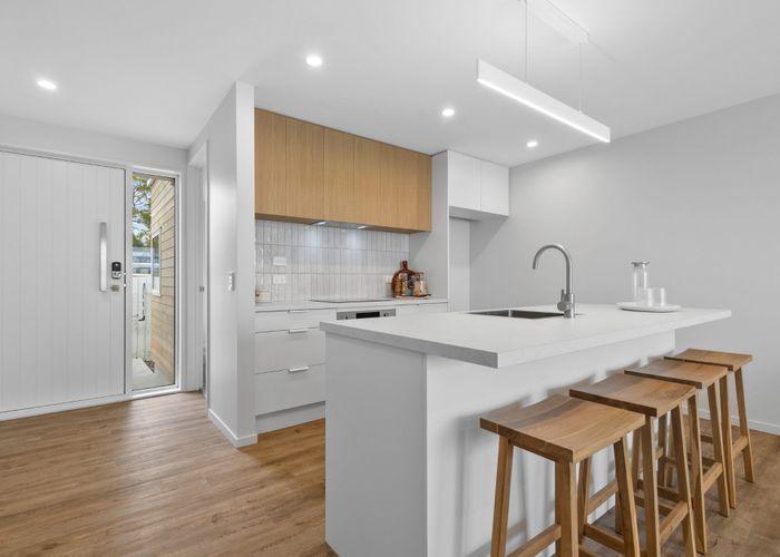  at 7/24 Dampier Street, Woolston, Christchurch City, Canterbury