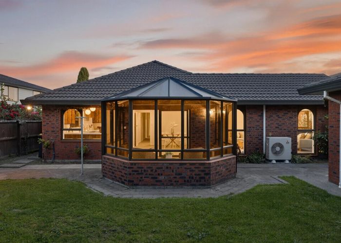  at 6 Tyndale Place, Ilam, Christchurch