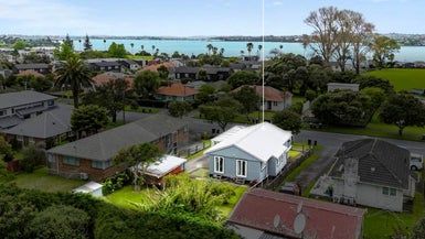  at 97 Tripoli Road, Panmure, Auckland