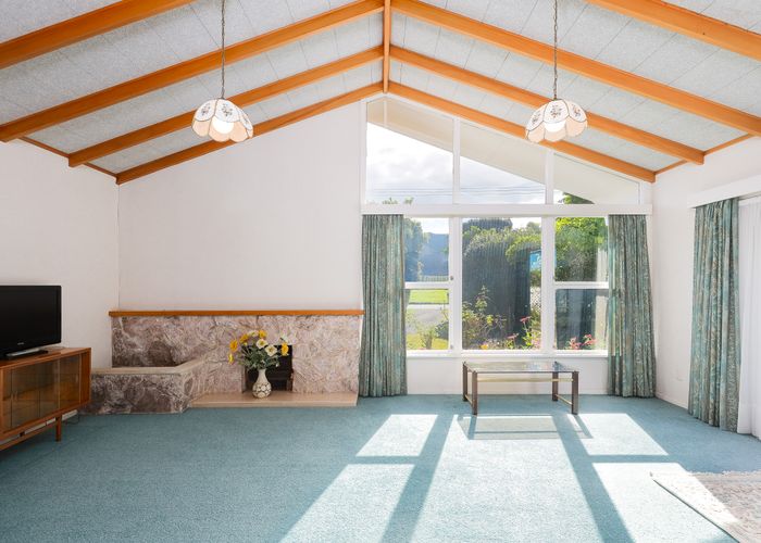  at 27 Anderson Road, Brooklyn