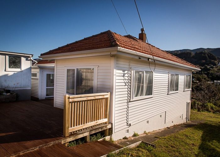  at 25 Handyside, Tawa, Wellington, Wellington