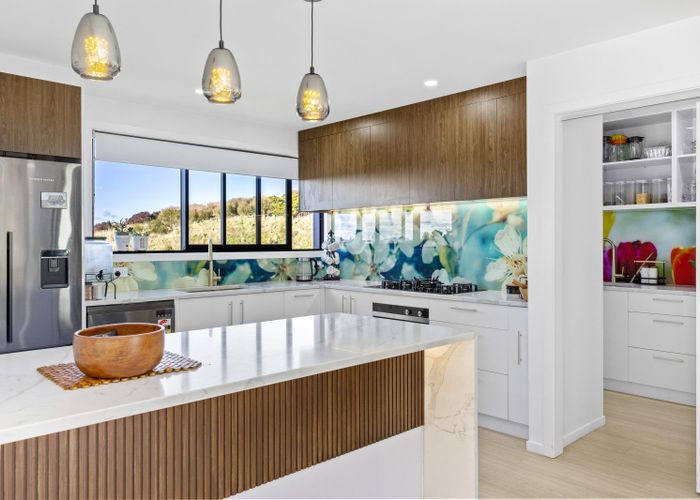  at 5 Grandview Lane, Acacia Bay, Taupo, Waikato