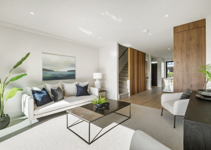  at 5B Windlass Street, Long Bay, North Shore City, Auckland