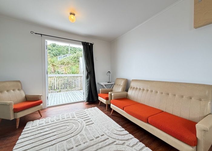  at 46 High Street, Island Bay, Wellington
