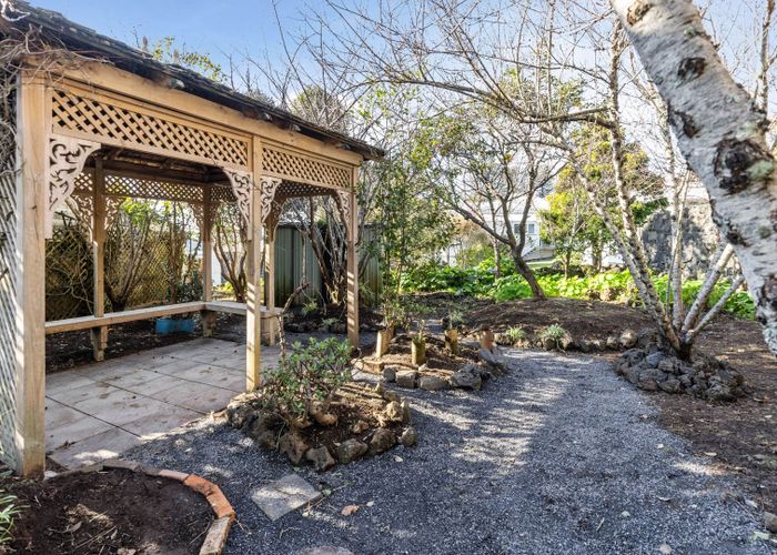  at 876 New North Road, Mount Albert, Auckland