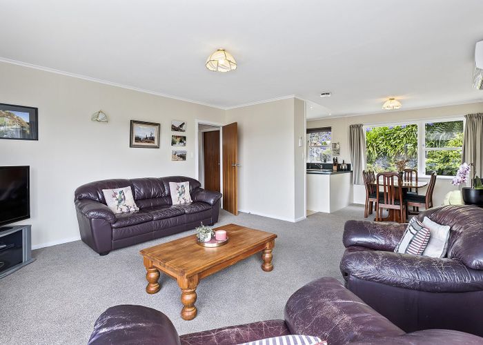 at 40 St Albans Avenue, Karori, Wellington