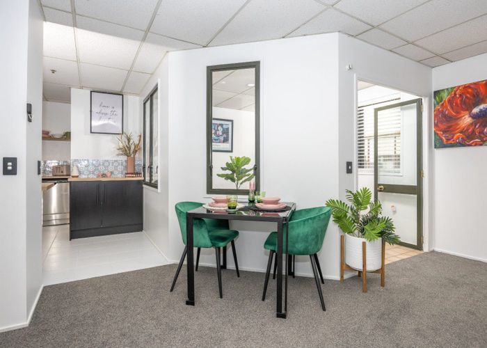  at 2/110 Alexandra Street, Hamilton City Central, Hamilton, Waikato