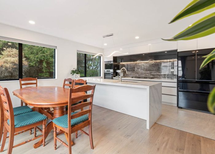  at 39A Gosford Drive, Botany Downs, Manukau City, Auckland