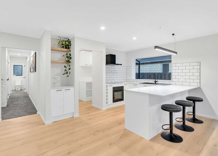  at 43 West Street, Pukekohe