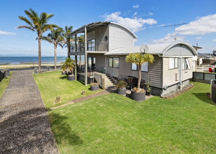  at 889 East Coast Road, Kaiaua, Franklin, Auckland