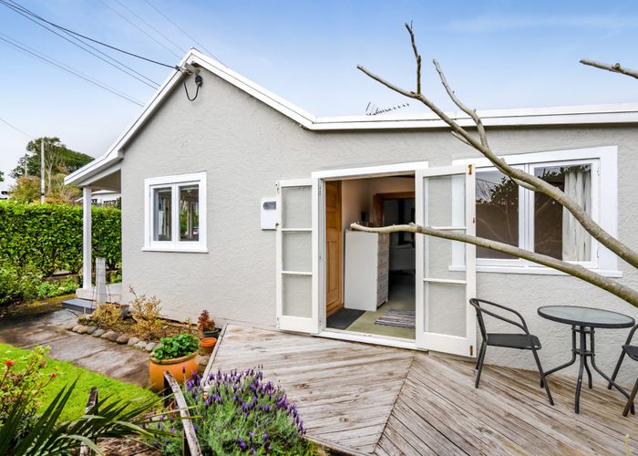  at 210A Tukapa Street, Westown, New Plymouth
