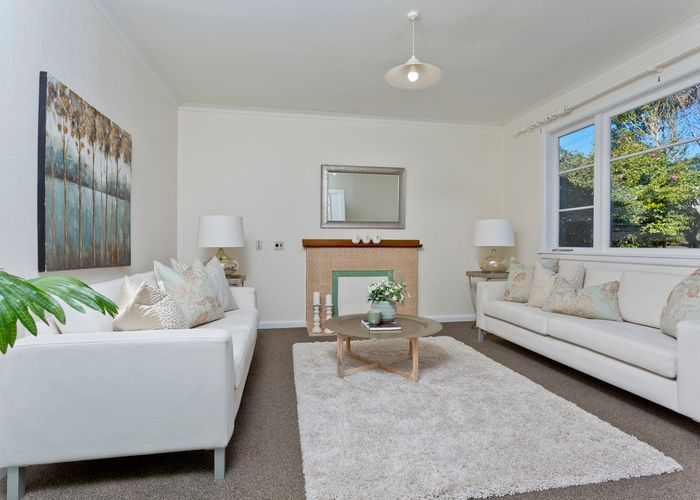 at 1/55 Rangatira Road, Beach Haven, Auckland