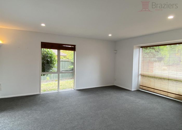  at 40 Limes Avenue, Parklands, Christchurch