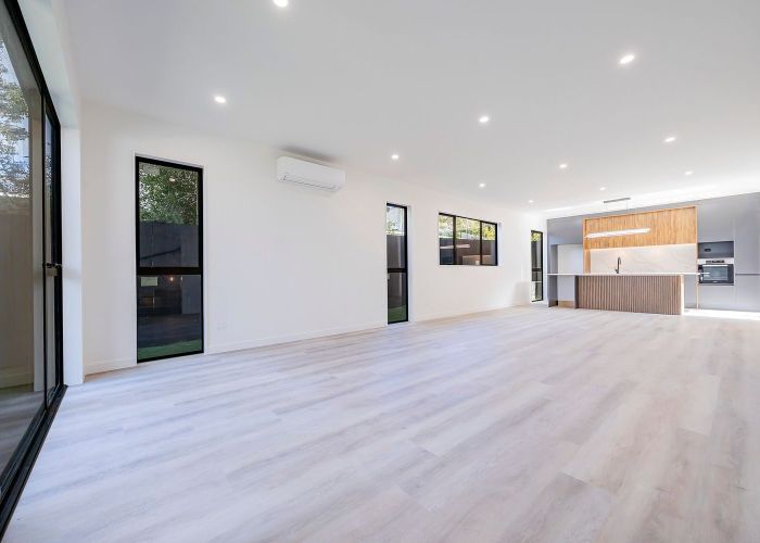  at 136 Mokoia Road, Chatswood, North Shore City, Auckland