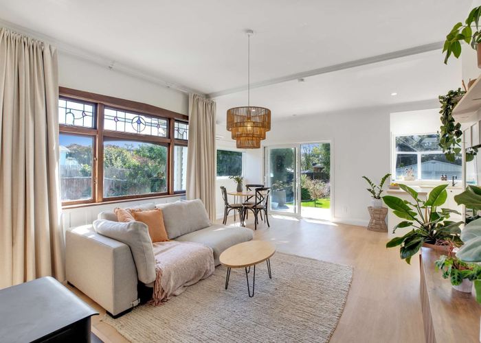  at 14 Queens Avenue, Waikuku Beach, Waikuku Beach