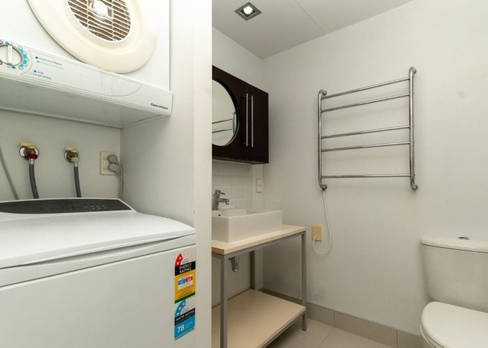  at 2B/56 Liverpool Street, Auckland Central, Auckland