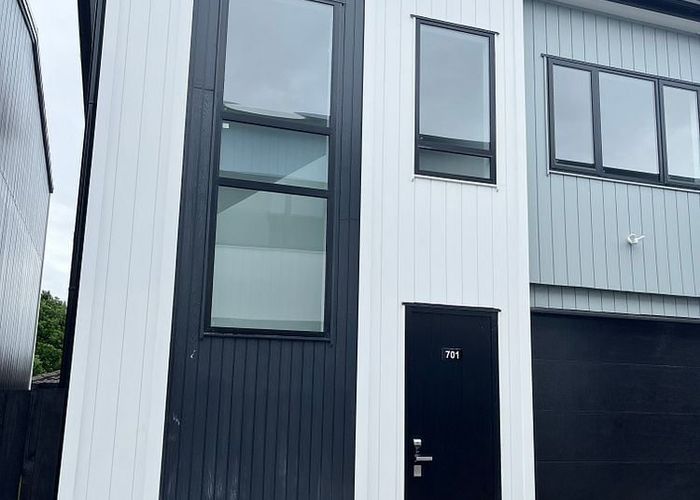  at 701 Massey Road, Māngere, Auckland