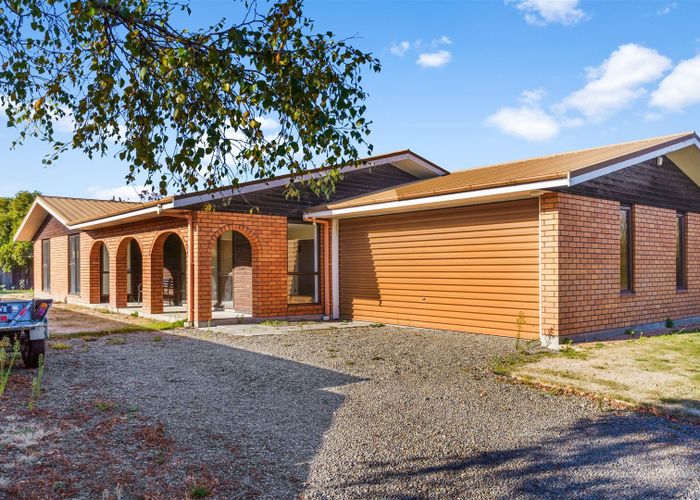  at 7 Broadhaven Avenue, Parklands, Christchurch