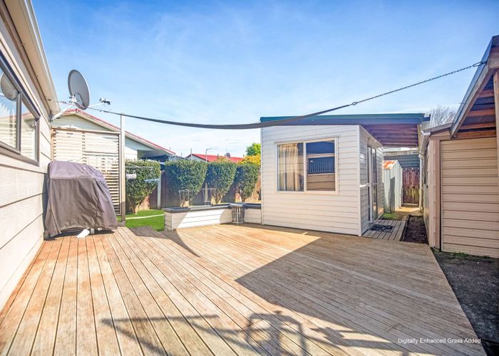  at 10 Kentucky Crescent, Nawton, Hamilton