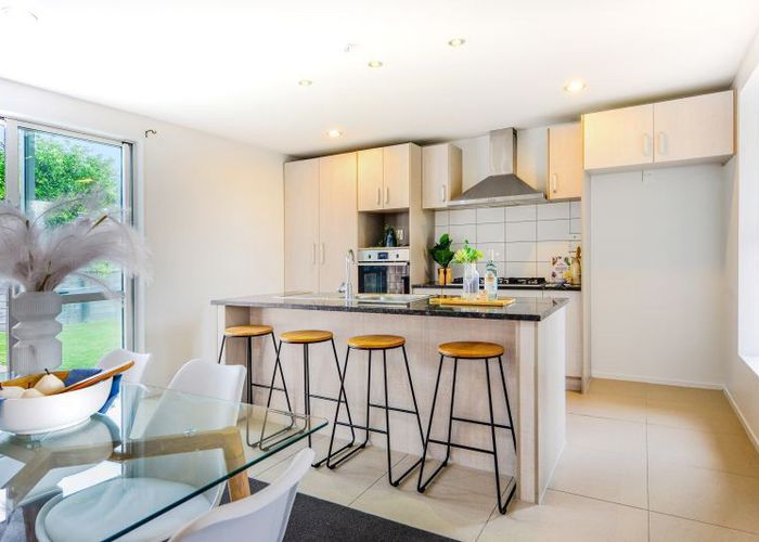  at 18 Te Ironui Place, Huntington, Hamilton, Waikato