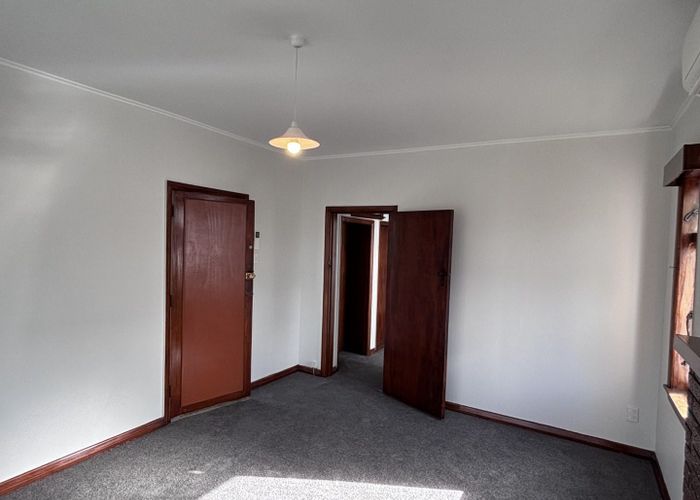  at 2/18 Eldon Road, Mount Eden, Auckland City, Auckland