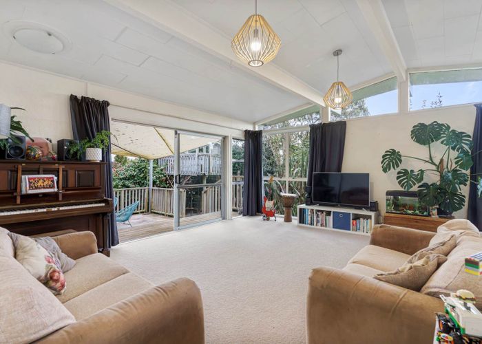  at 12 Edgar Pearce Place, Howick, Auckland