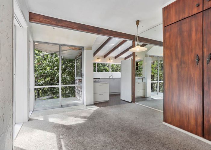  at 2/20 St Peters Street, Northcote, Auckland