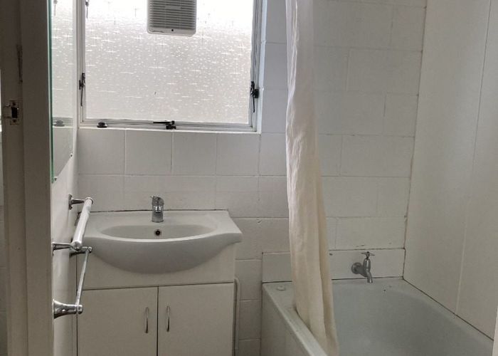  at 2d (*) Tralee Pl, Hillcrest, Hamilton, Waikato