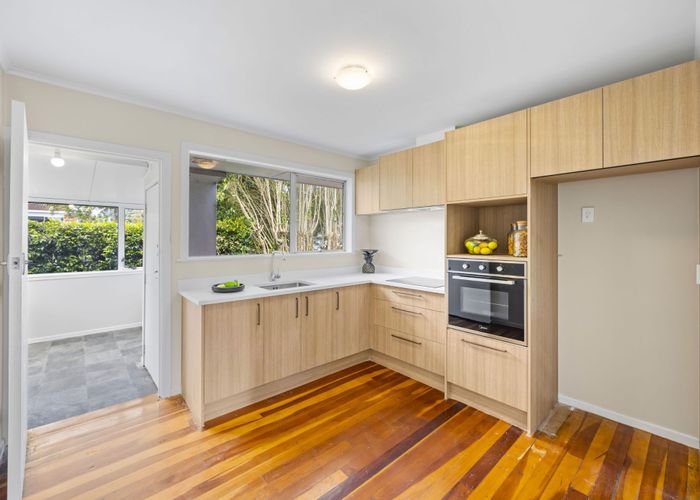  at 3/6 Peary Road, Mount Eden, Auckland City, Auckland