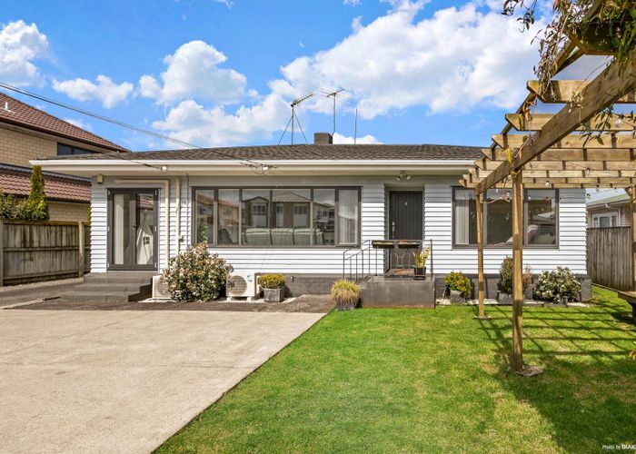  at 96 Puhinui Road, Papatoetoe, Manukau City, Auckland