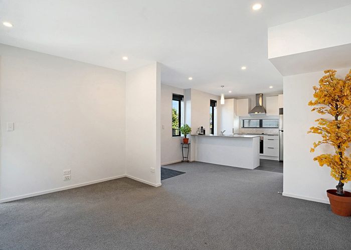  at 4/66 Roberton Road, Avondale, Auckland City, Auckland