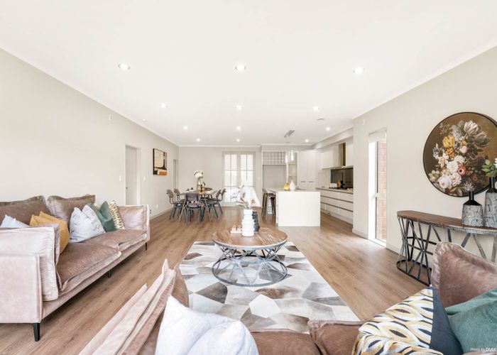  at 10 Kildare Road, Flat Bush, Auckland