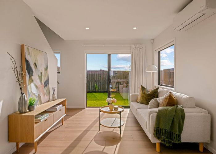  at 48 Moire Road, Massey, Waitakere City, Auckland