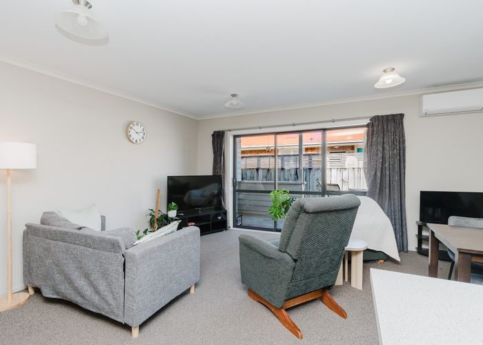  at 4/82 Clyde Street, Hamilton East, Hamilton, Waikato