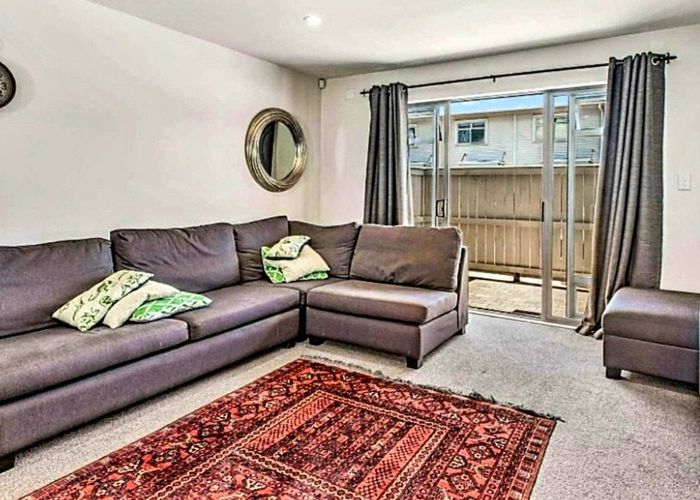  at 103T Mays Road, Onehunga, Auckland