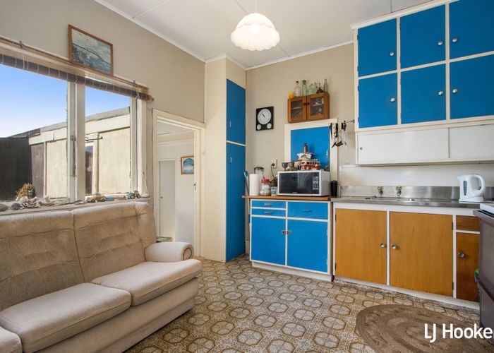  at 32 Beach Road, Waihi Beach, Waihi Beach
